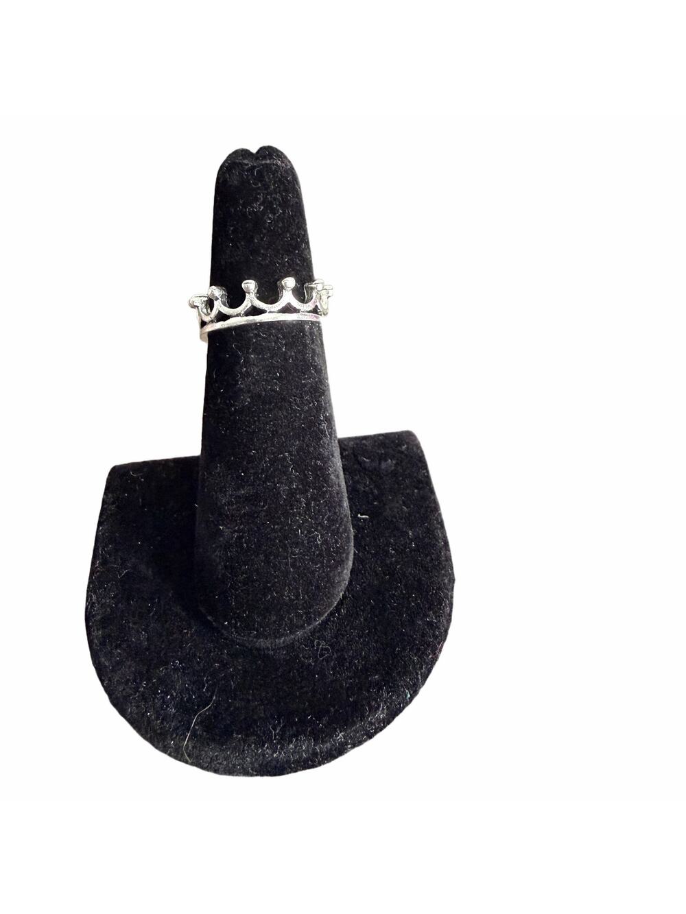 🍭6/$30 Silver tone crown ring band - size 6